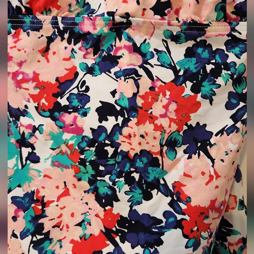 Women's Lands' End Floral Tankini Top, Size 12(Medium) - Picture 4 of 11